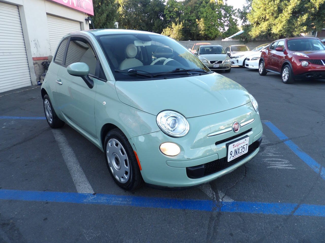 Used 2013 FIAT 500 Pop FWD image 2