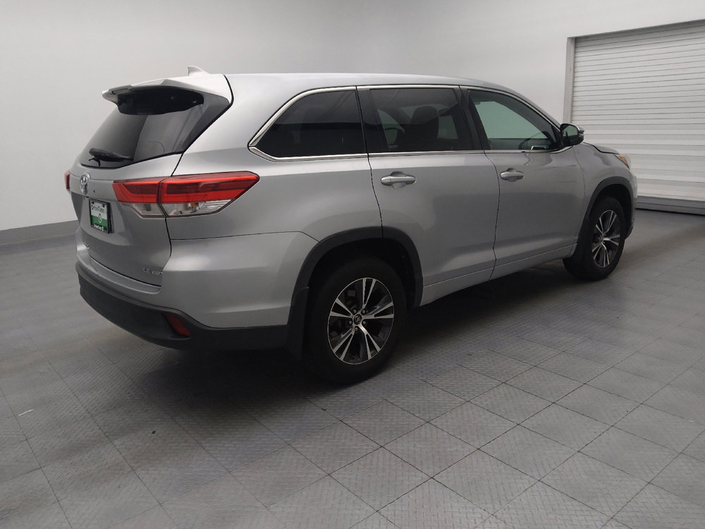 Used 2018 Toyota Highlander Plus image 10