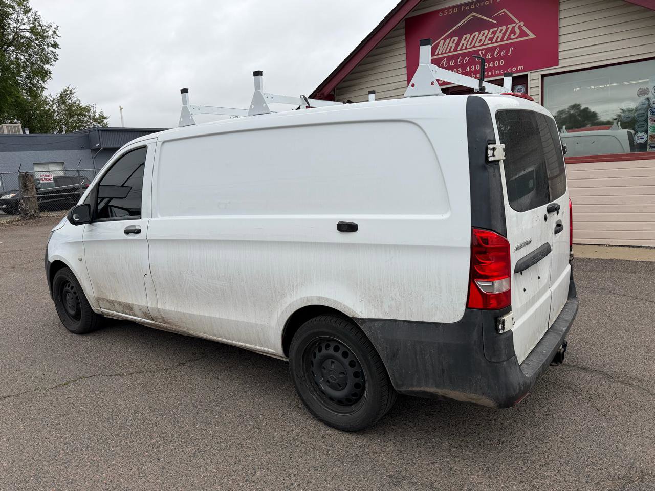 Used 2016 Mercedes-Benz Metris image 3