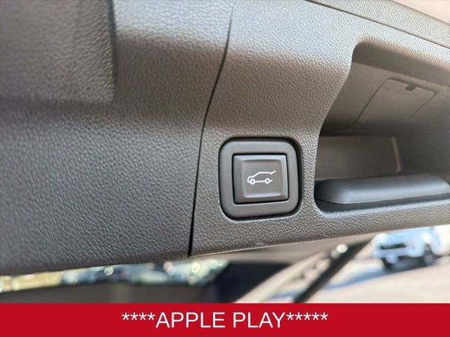 Used 2023 GMC Acadia SLE w/ Driver Convenience Package image 21