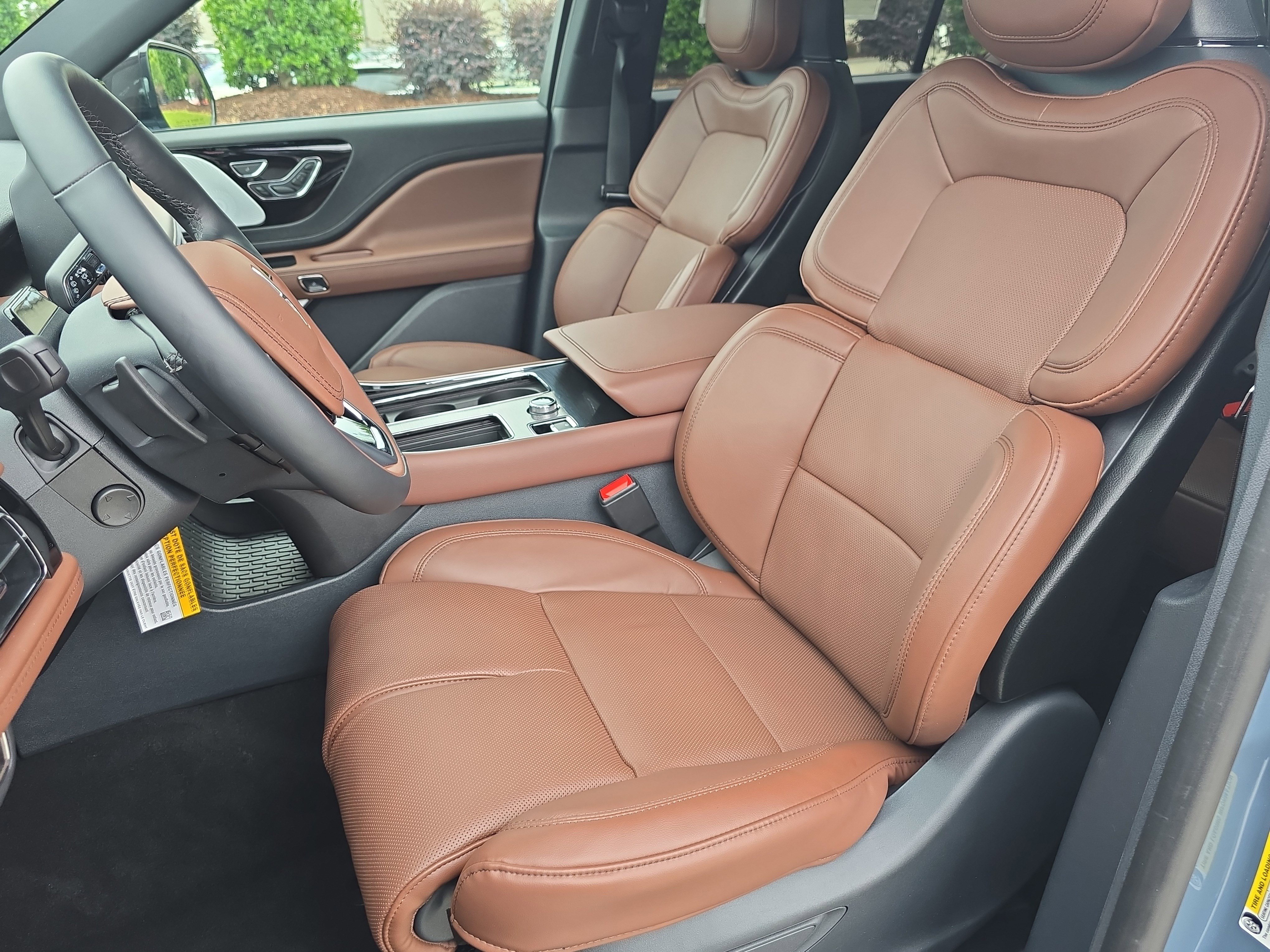 New 2025 Lincoln Aviator Reserve w/ Equipment Group 201A image 17