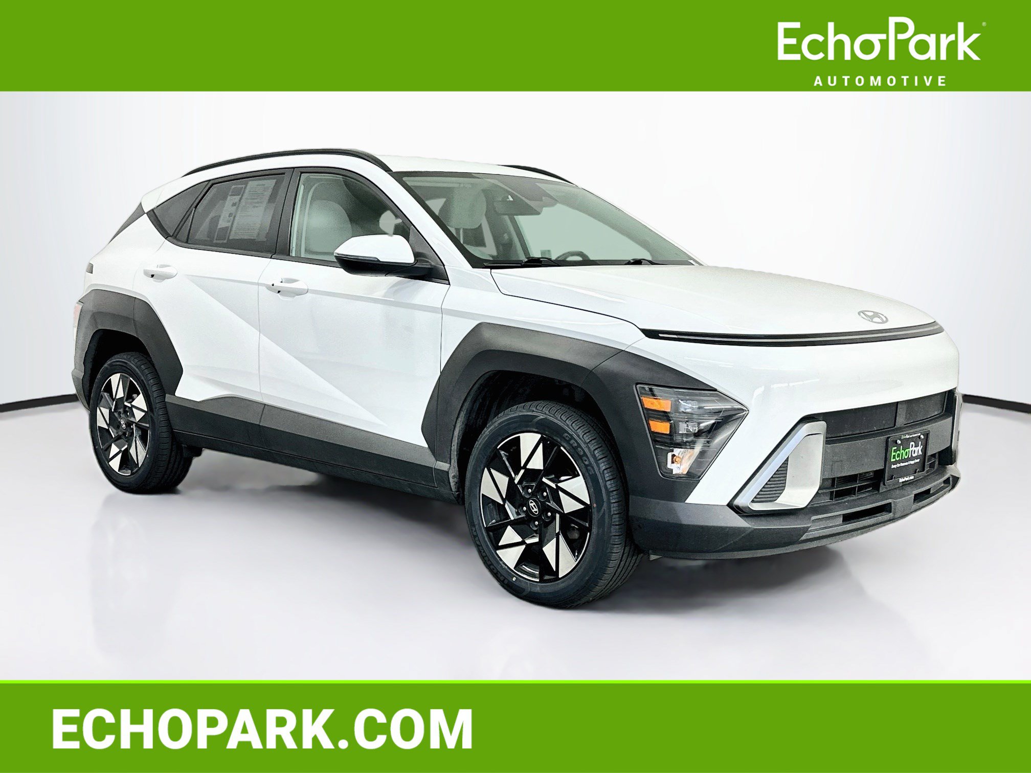 Used 2025 Hyundai Kona SEL AWD/4WD image 1