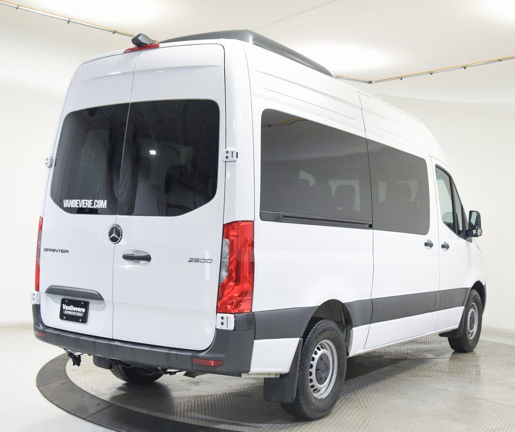 Used 2024 Mercedes-Benz Sprinter 2500 image 5