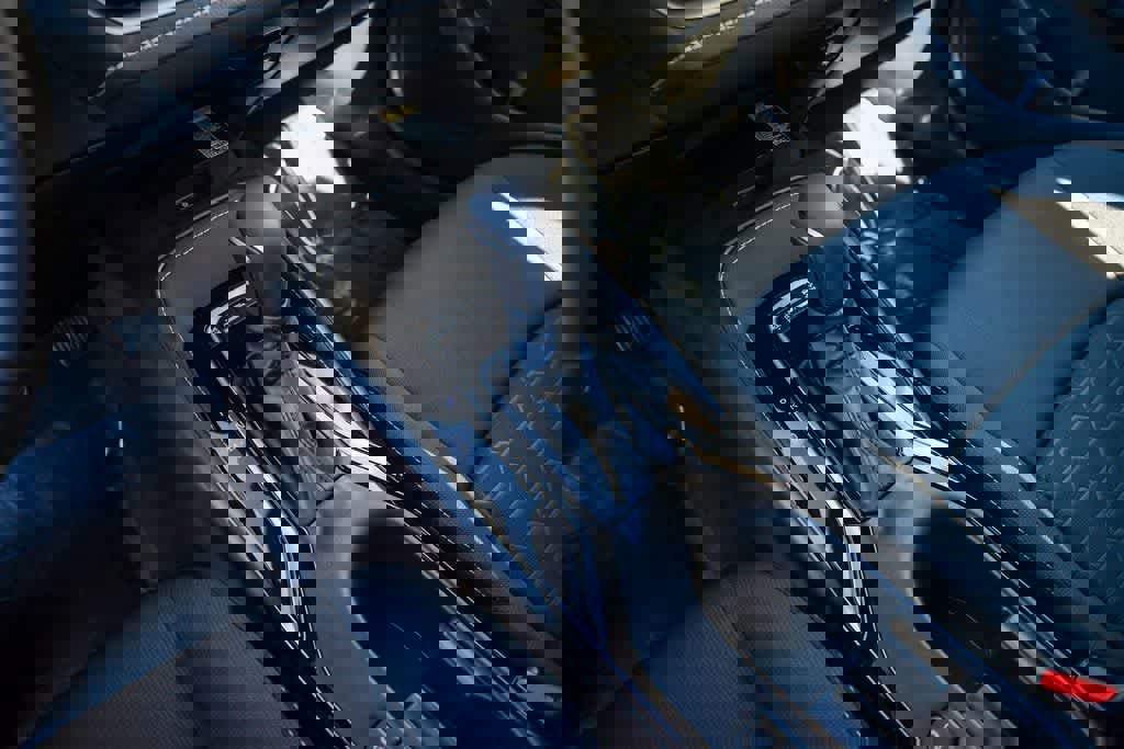 New 2026 Toyota Corolla SE FWD image 19