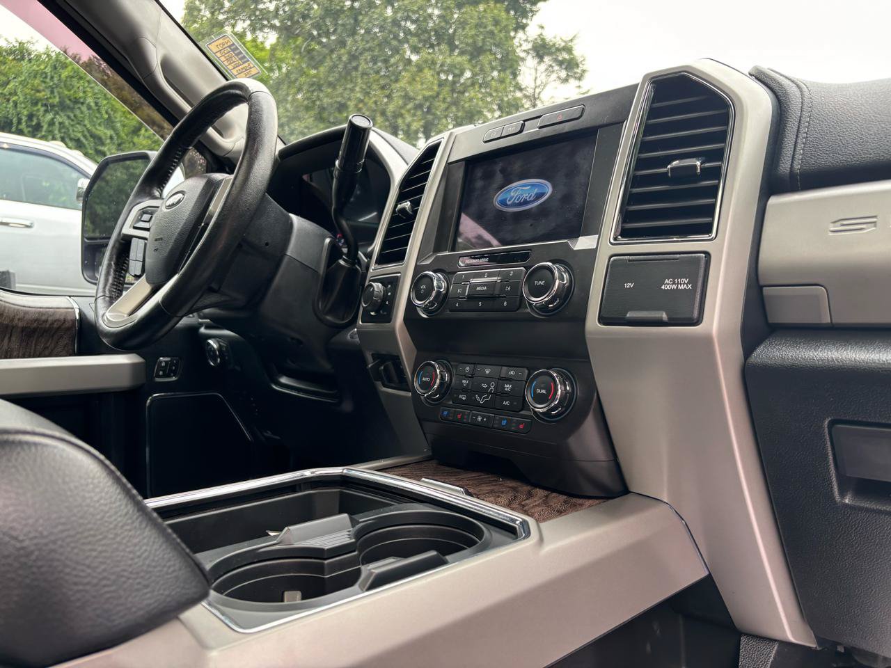 Used 2019 Ford F350 Lariat w/ Lariat Ultimate Package AWD/4WD image 20