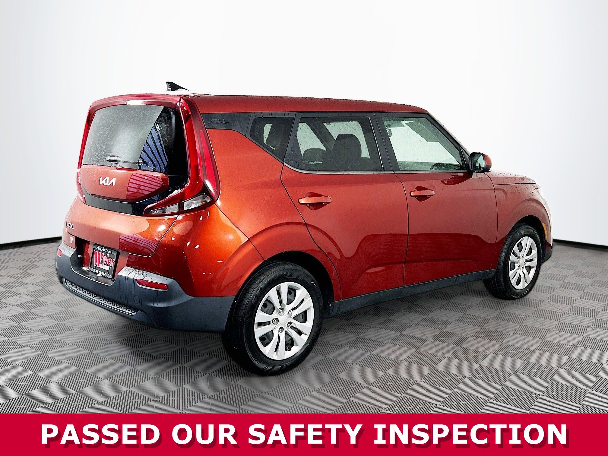 Used 2022 Kia Soul LX image 27