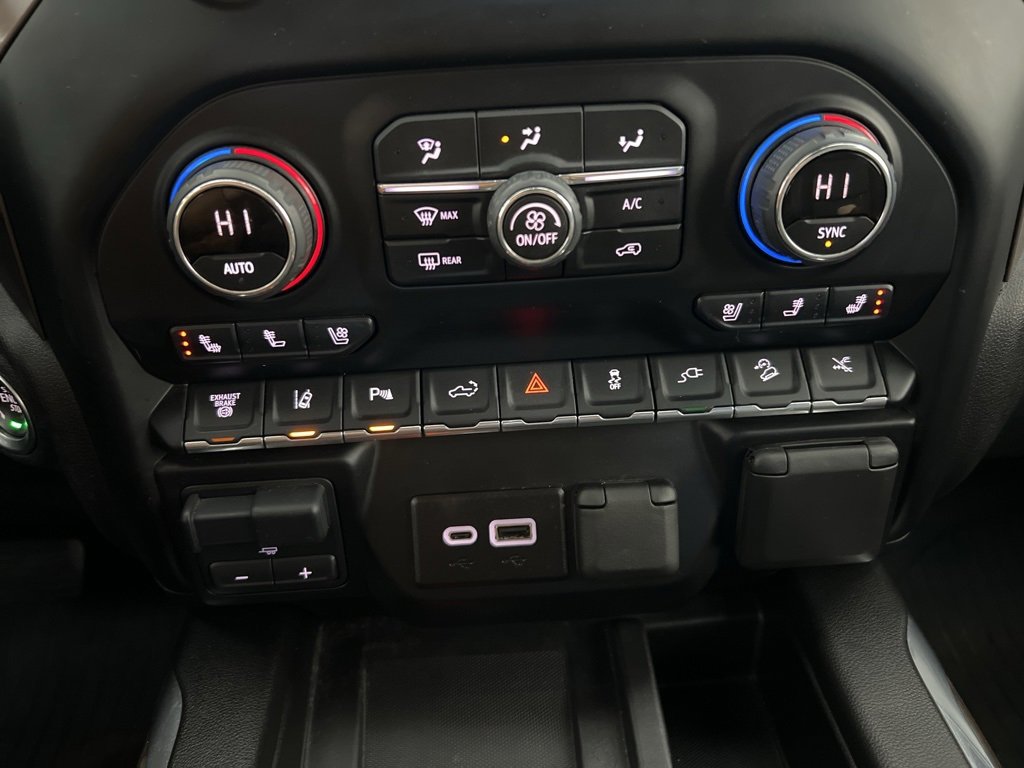 Used 2023 Chevrolet Silverado 2500 High Country w/ Technology Package image 16