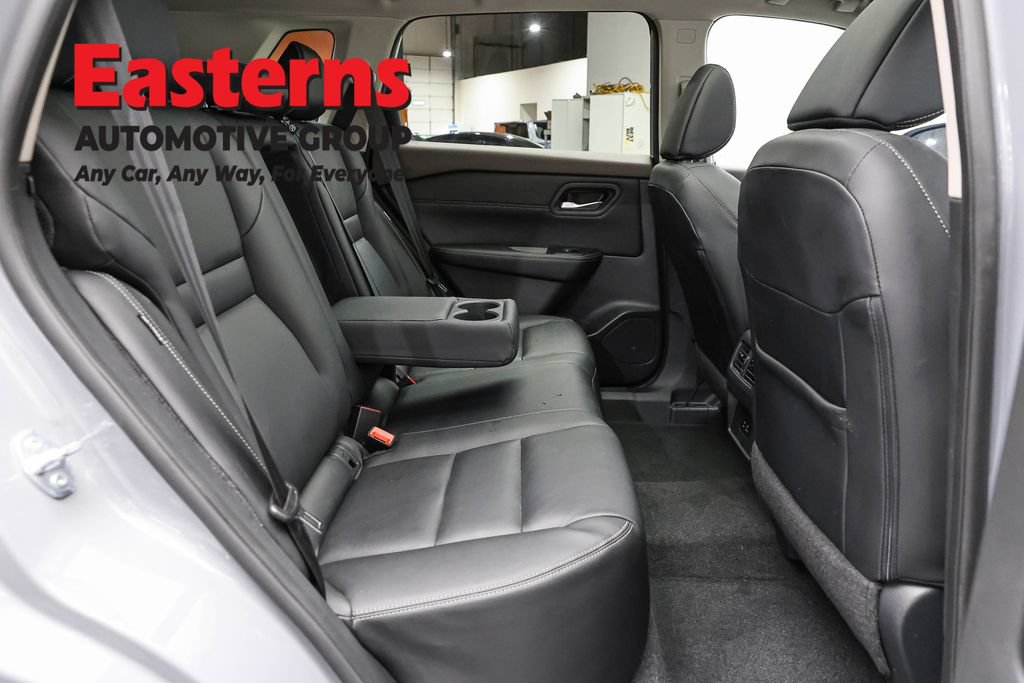 Used 2023 Nissan Rogue SL AWD/4WD image 23