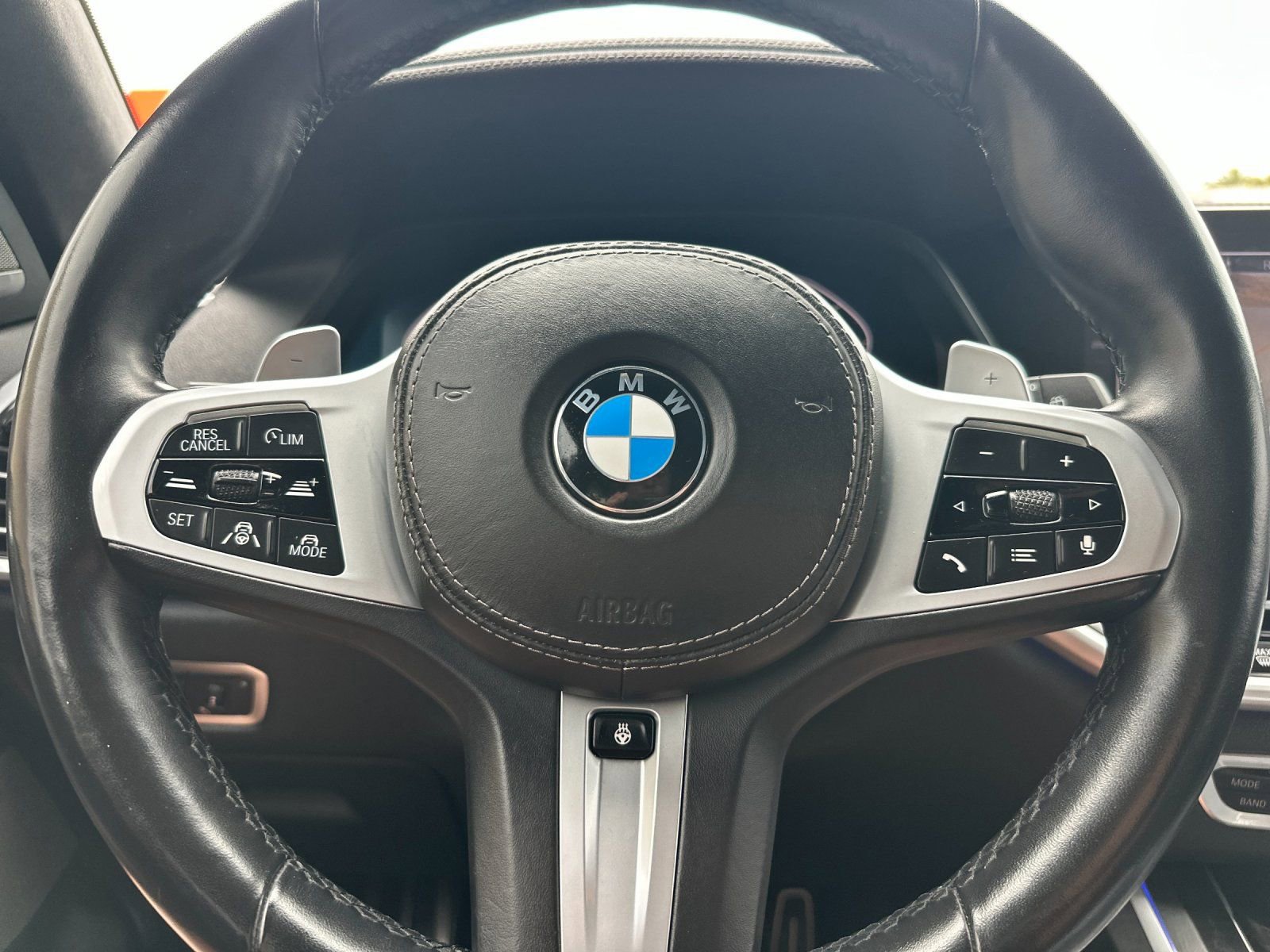 Used 2021 BMW X7 M50i AWD/4WD image 28