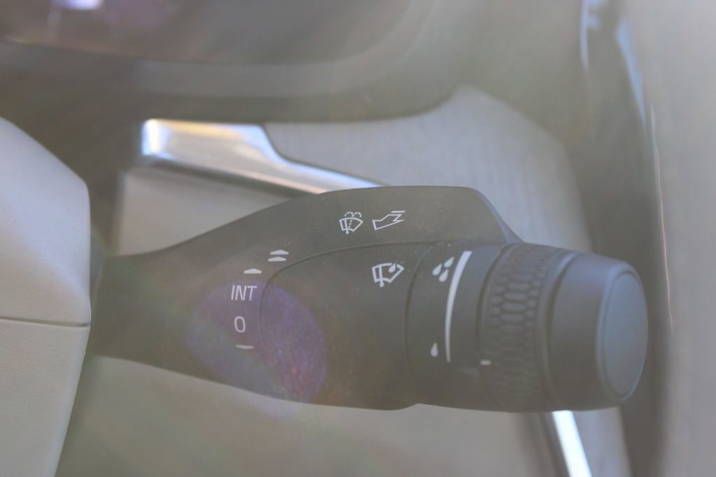 Used 2024 Volvo S60 B5 Plus image 39