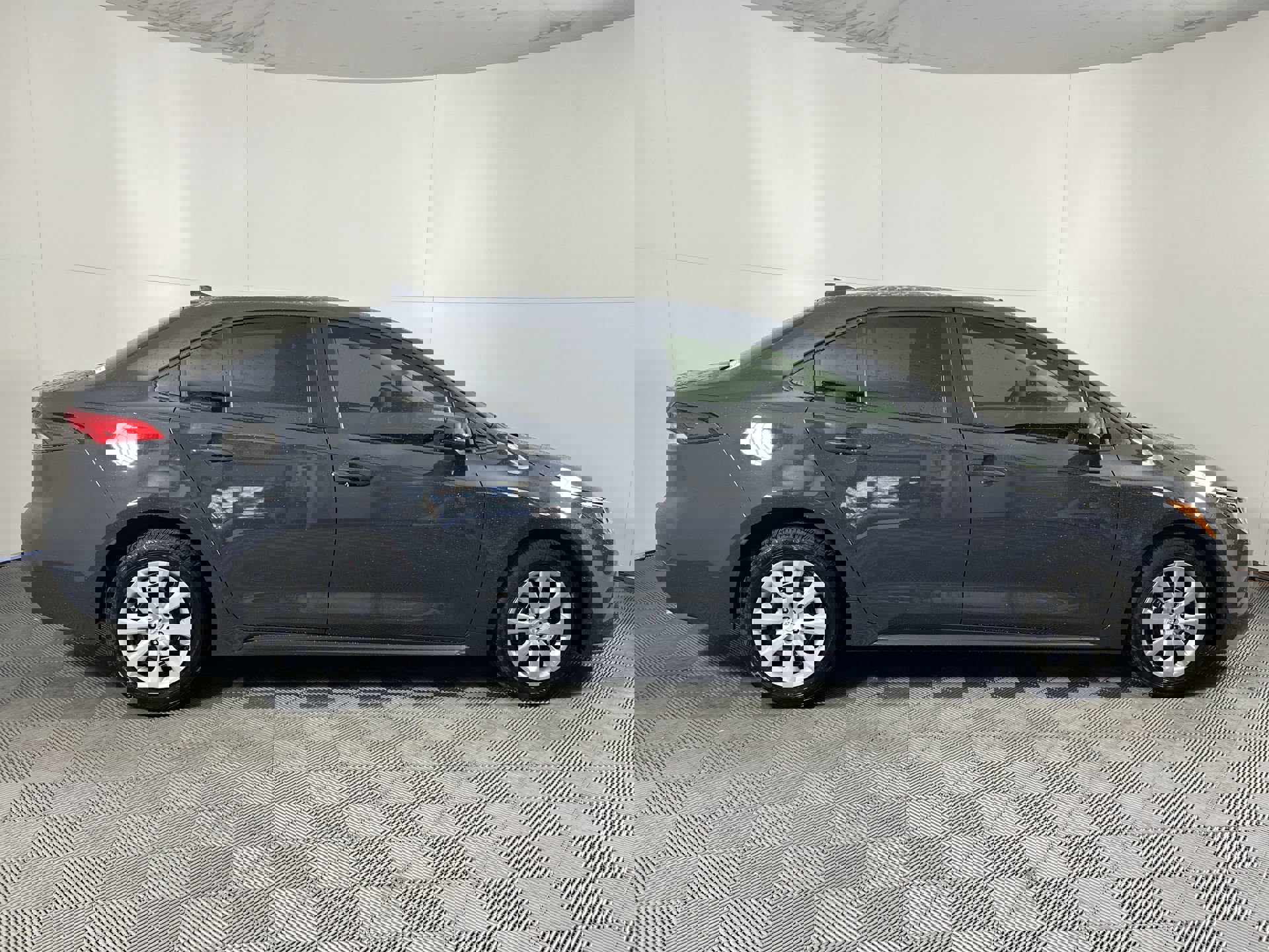 New 2024 Toyota Corolla LE image 2