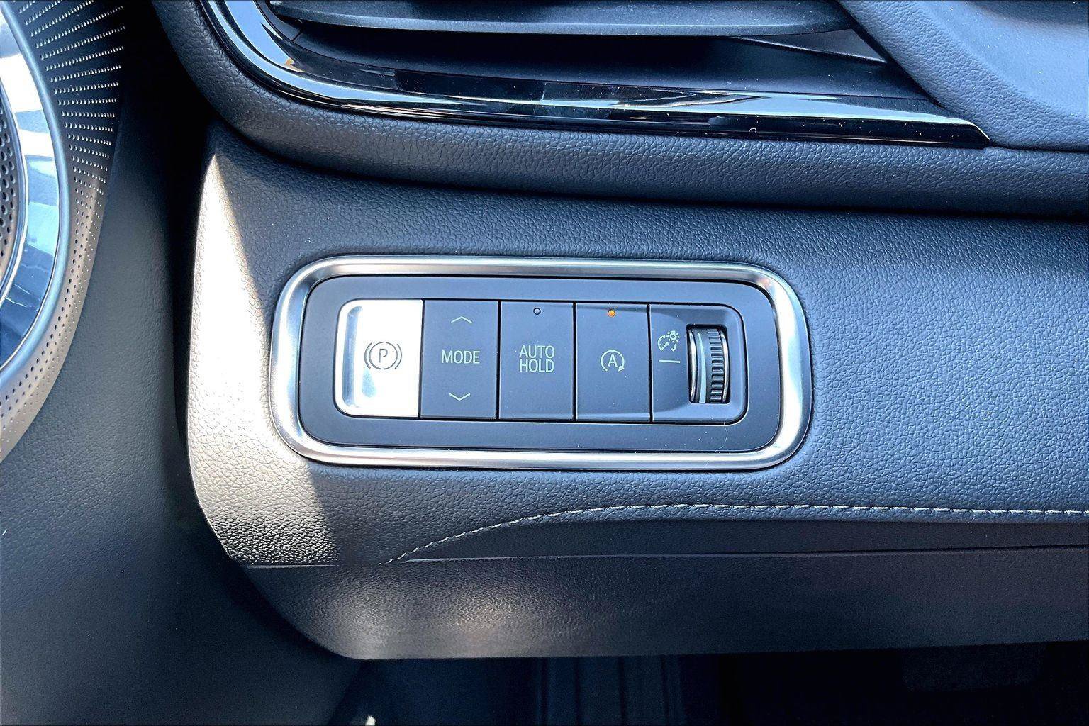 New 2026 Buick Enclave Avenir w/ Super Cruise Package FWD image 19