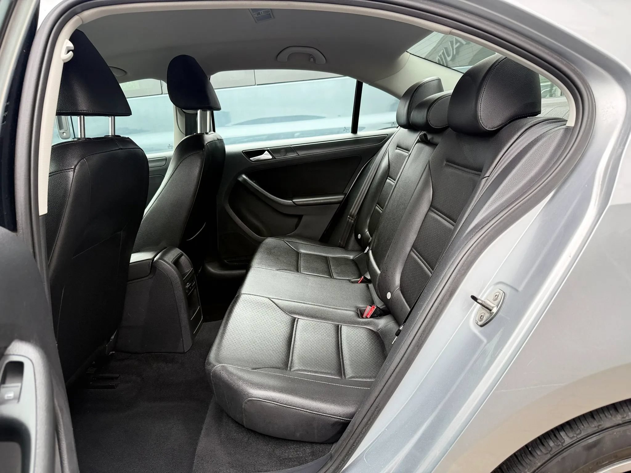 Used 2014 Volkswagen Jetta SE FWD image 22