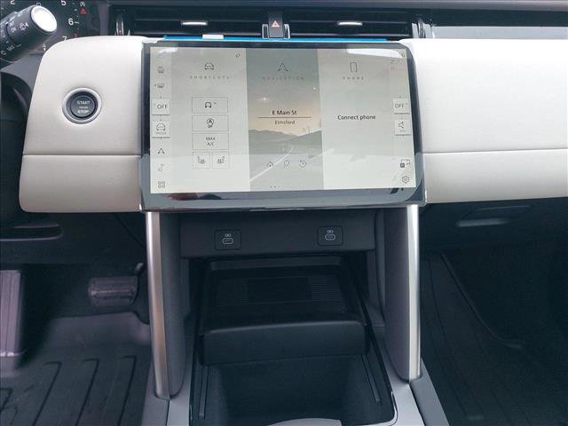 New 2025 Land Rover Discovery Sport S image 21