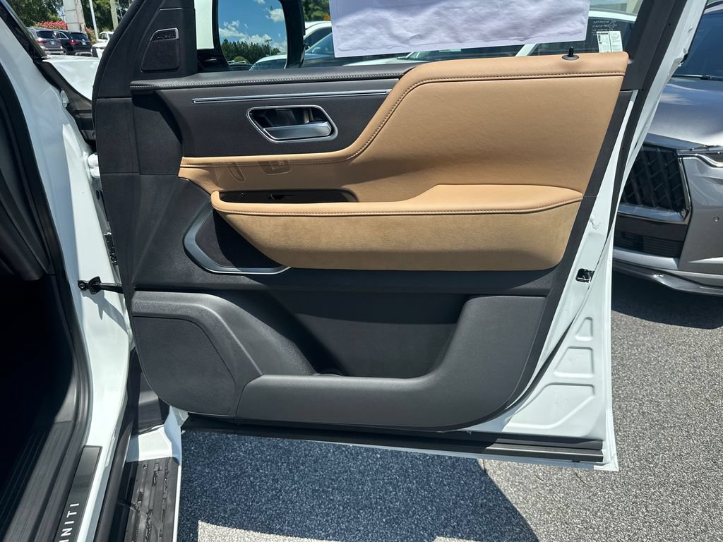 New 2027 INFINITI QX80 Luxe w/ Cargo Package RWD image 12