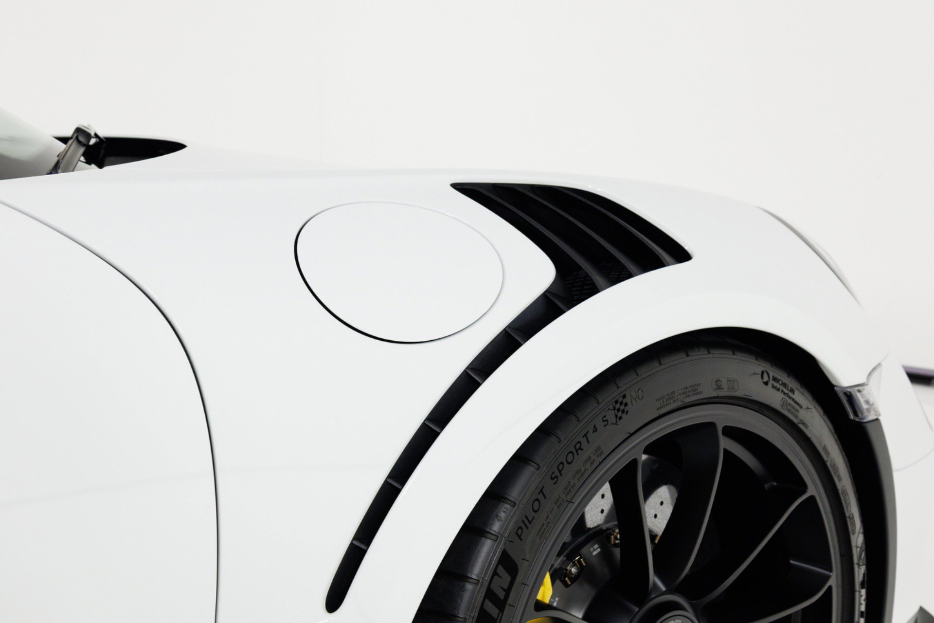 Used 2016 Porsche 911 GT3 RS image 61