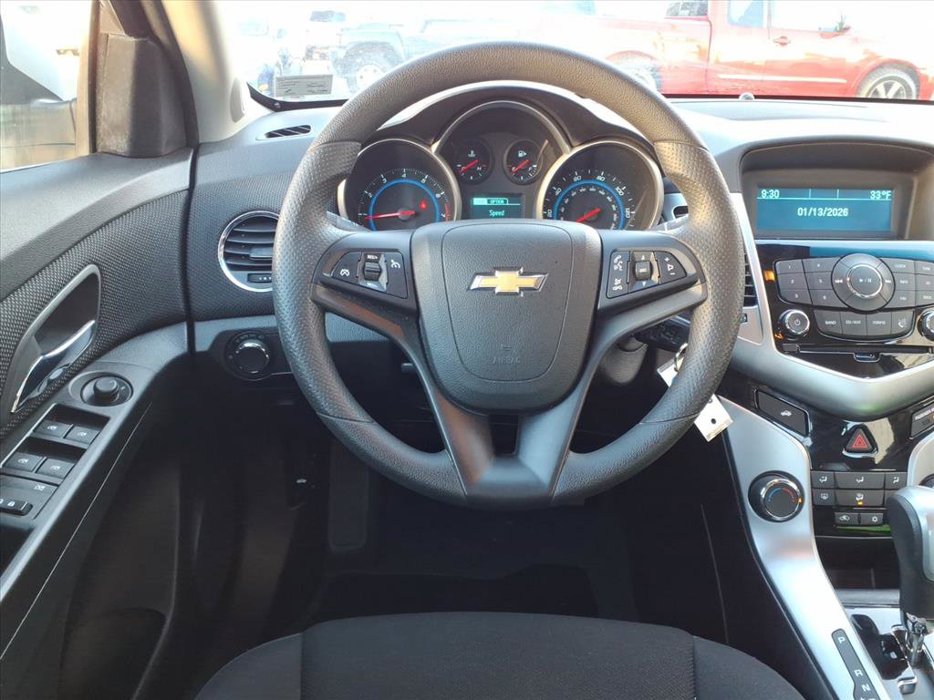 Used 2016 Chevrolet Cruze LT image 5