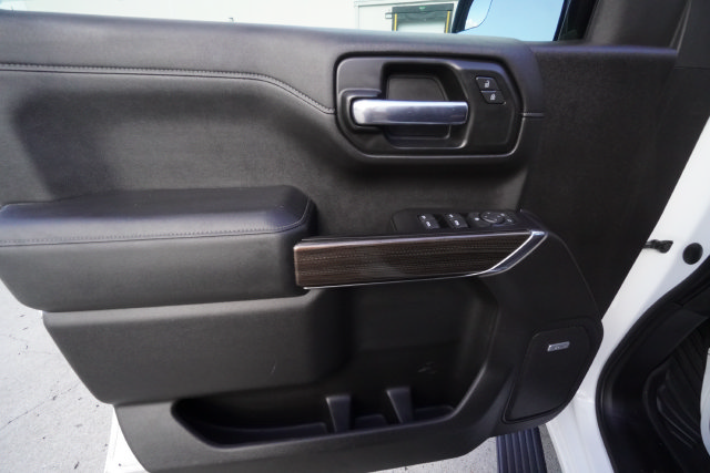 Used 2020 Chevrolet Silverado 1500 RST AWD/4WD image 16