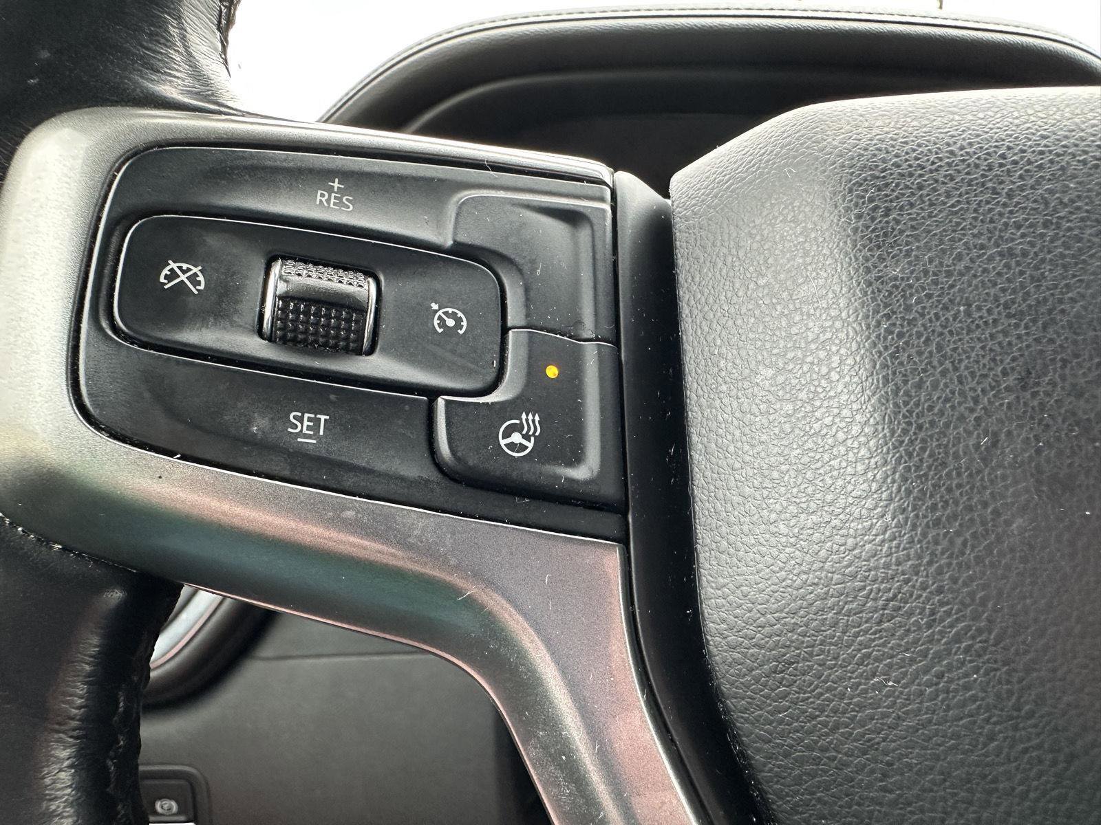 Used 2019 Chevrolet Silverado 1500 LTZ image 24