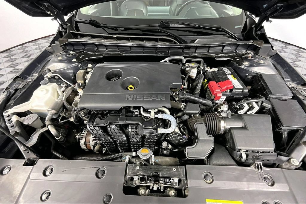 Used 2019 Nissan Altima 2.5 SR w/ SR Premium Package FWD image 9