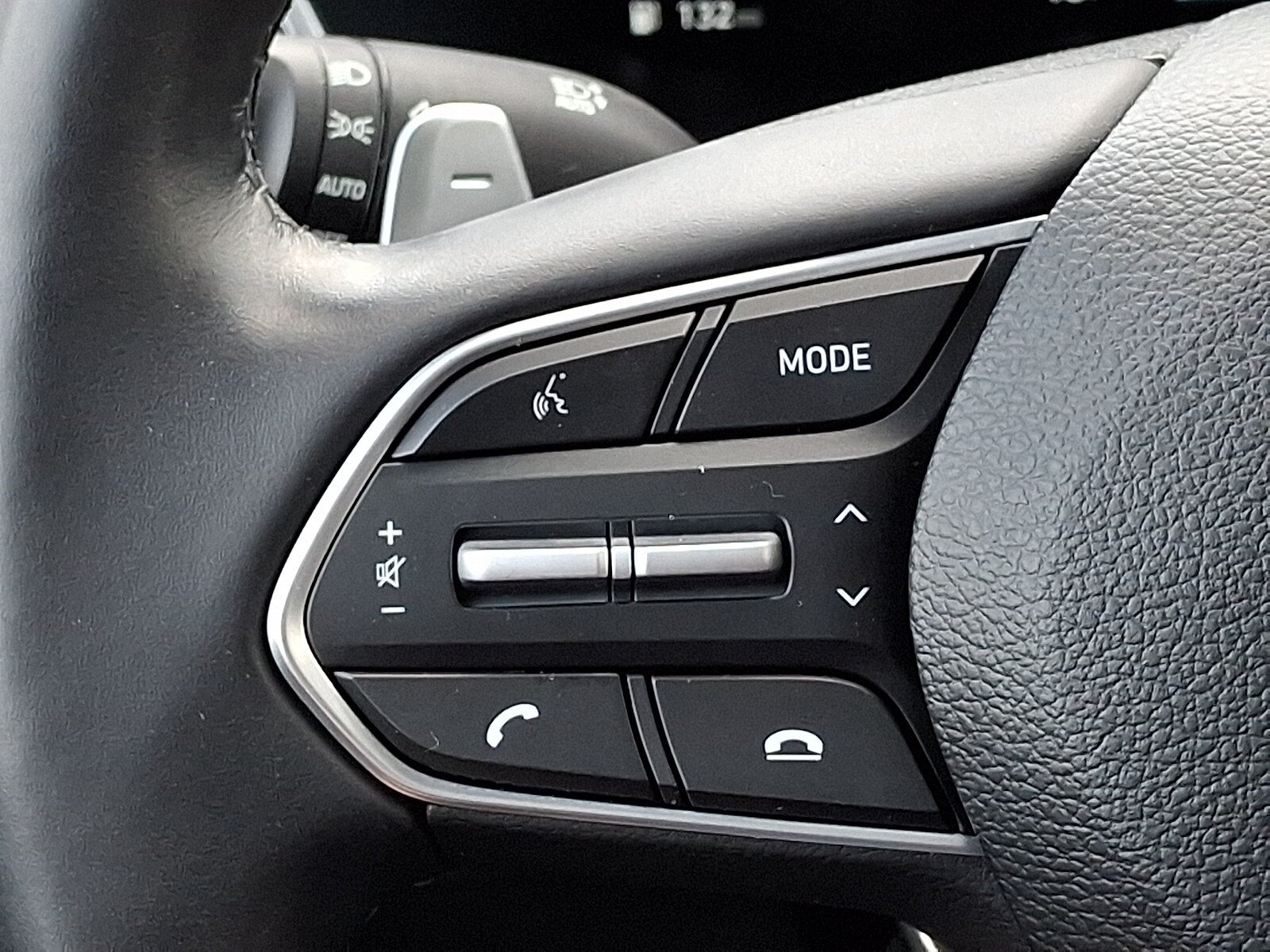 Certified 2023 Hyundai Santa Fe Limited AWD/4WD image 23