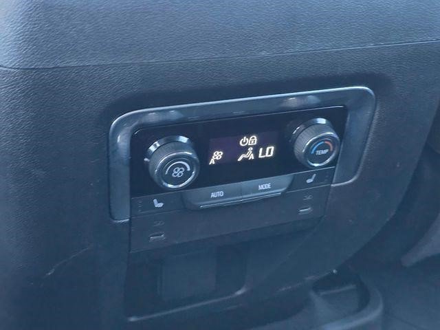 Certified 2025 Chevrolet Suburban High Country image 14