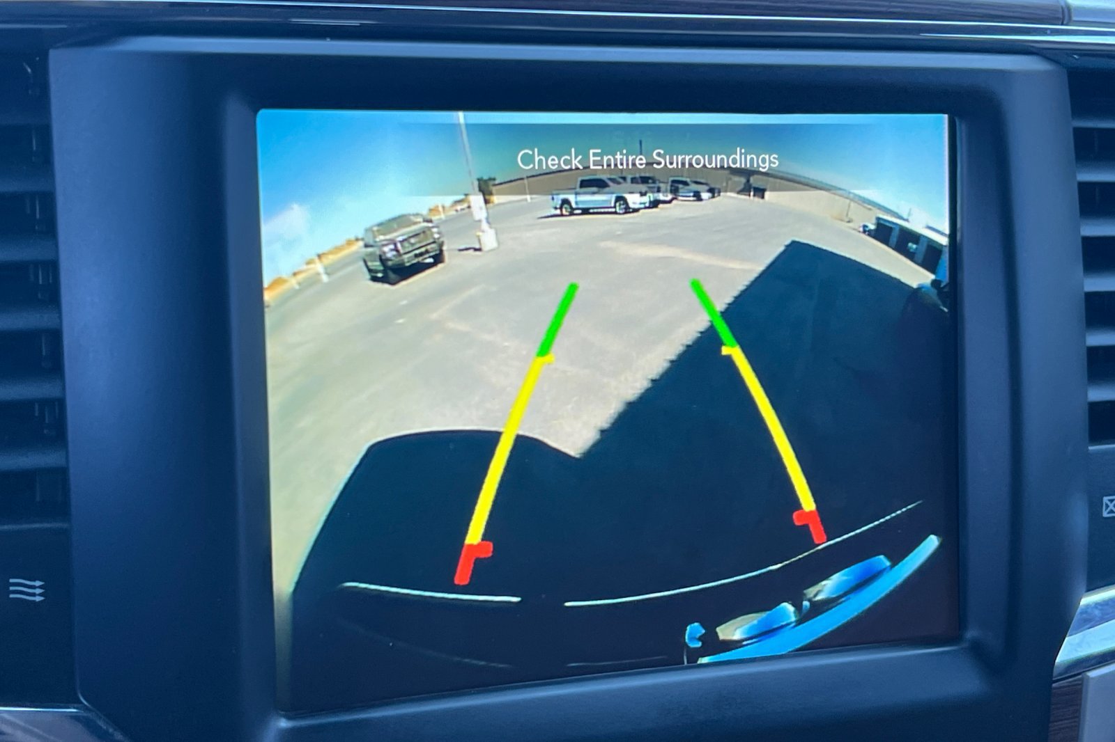 Used 2018 RAM 1500 Laramie w/ Convenience Group AWD/4WD image 22
