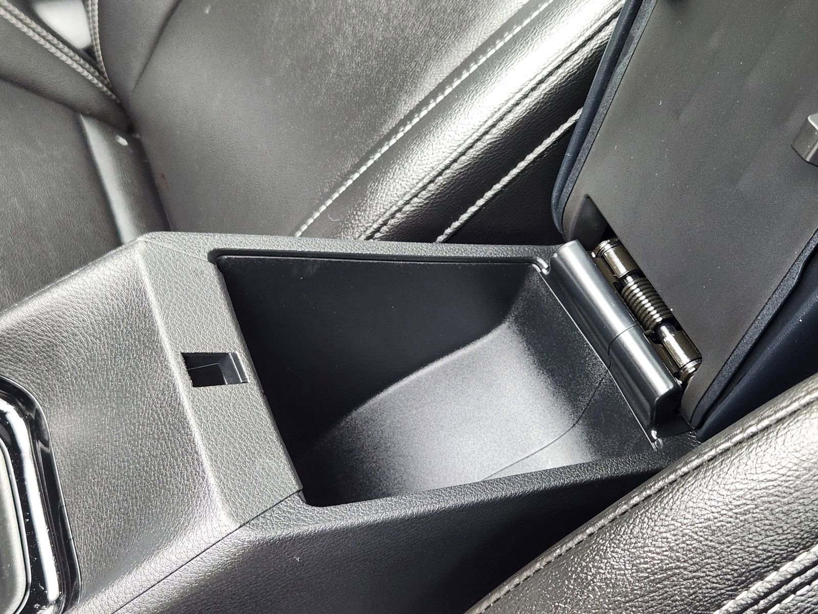 Used 2024 Jeep Compass Limited w/ High Altitude Package image 22