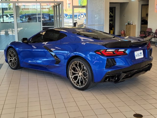 Used 2023 Chevrolet Corvette Stingray Preferred Cpe w/ Z51 Performance Package RWD image 6