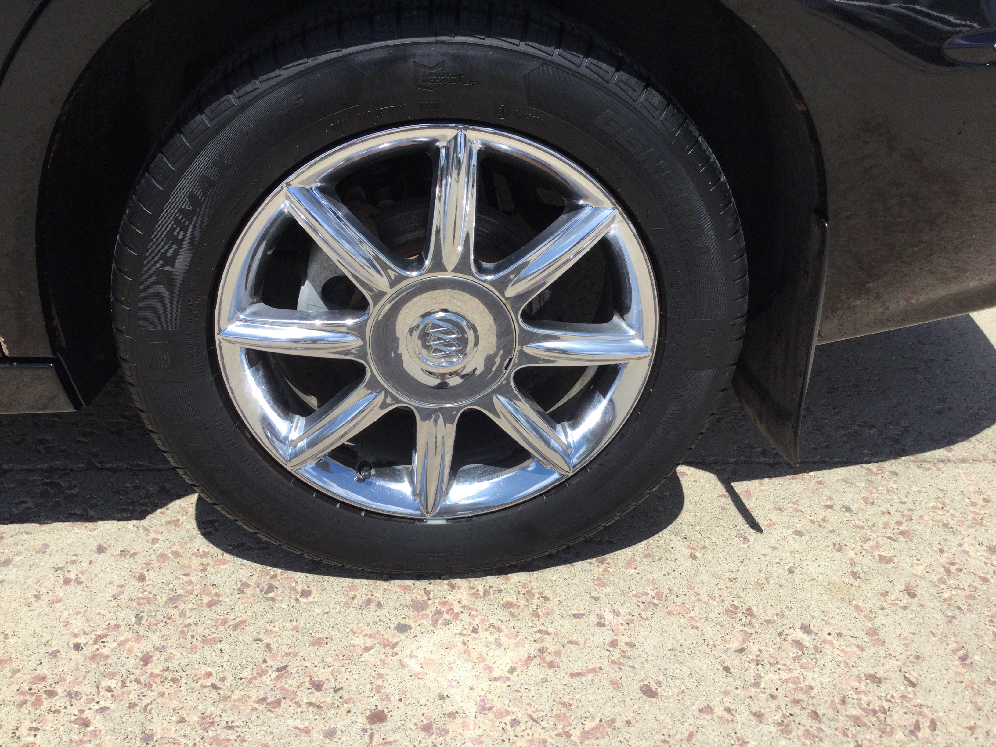 Used 2005 Buick LaCrosse CXS w/ Gold Convenience Package FWD image 6