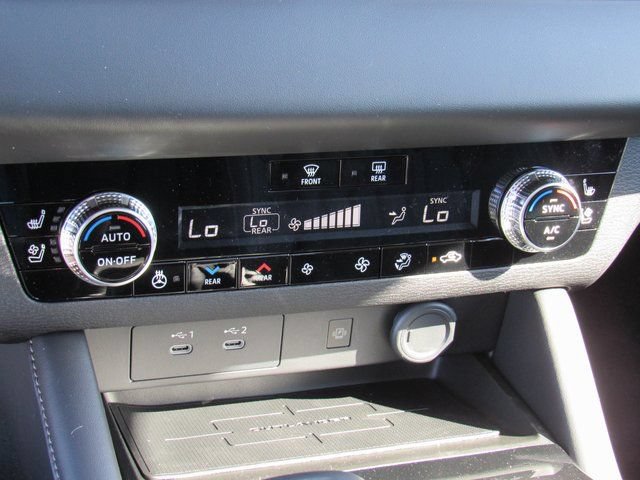 New 2026 Mitsubishi Outlander SEL FWD image 19