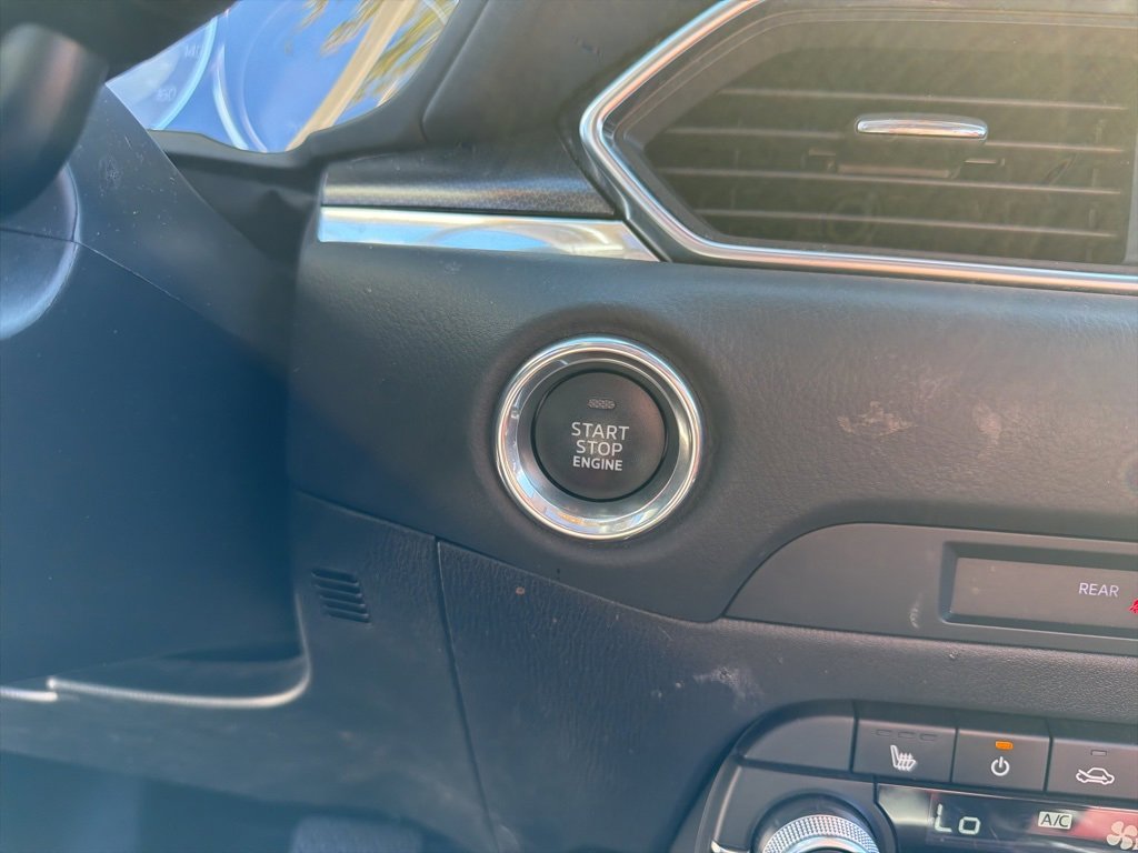 Used 2021 MAZDA CX-5 Carbon Edition image 25