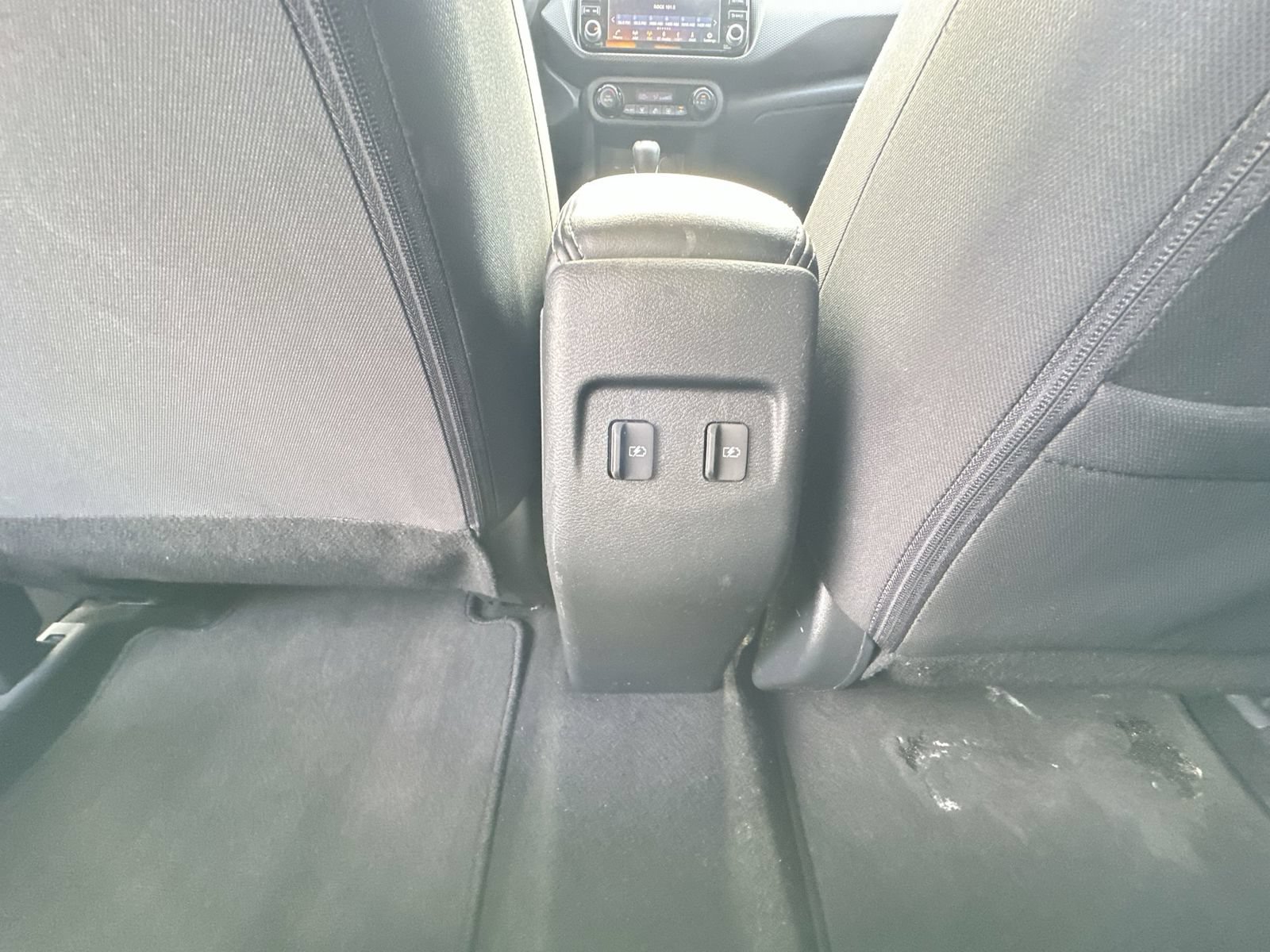 Used 2021 Nissan Kicks SV FWD image 20