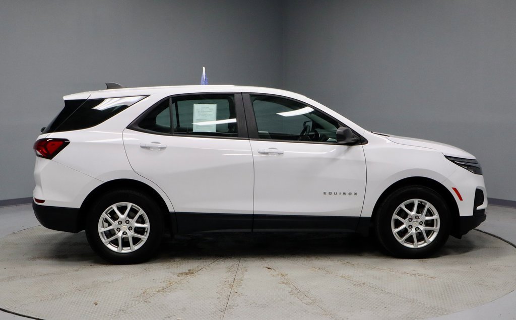 Used 2024 Chevrolet Equinox LS image 5