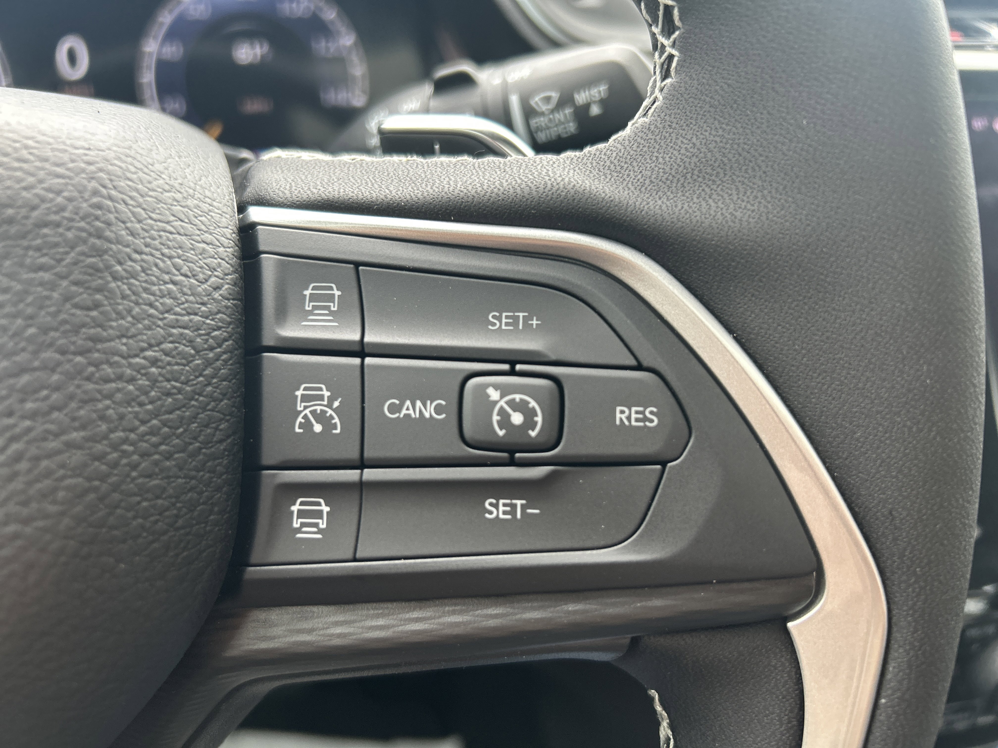 New 2025 Jeep Grand Cherokee Altitude image 20