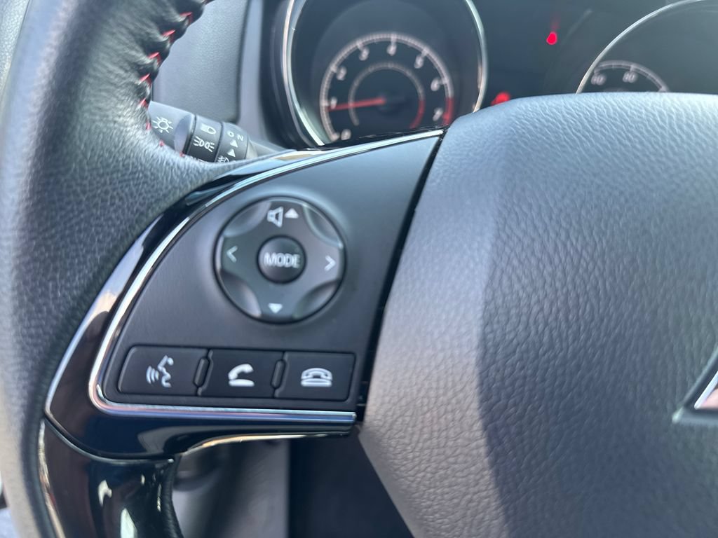 Used 2024 Mitsubishi Outlander Sport SE AWD/4WD image 17