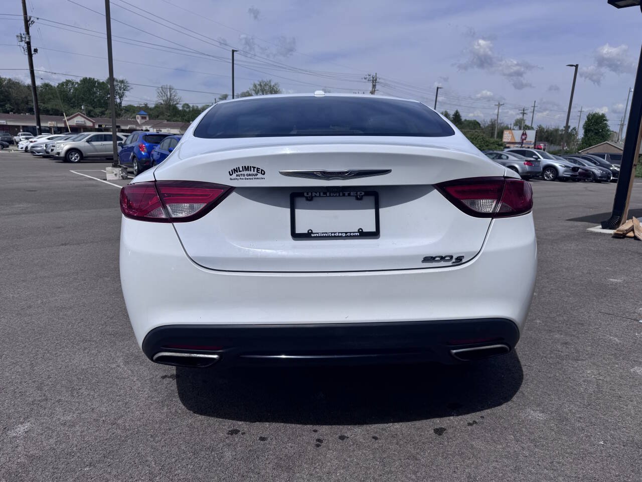 Used 2016 Chrysler 200 S w/ Comfort Group FWD image 6