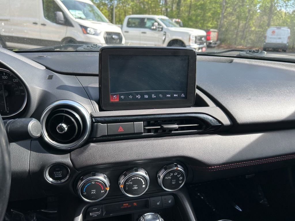 Used 2019 MAZDA MX-5 Miata RF Grand Touring image 19