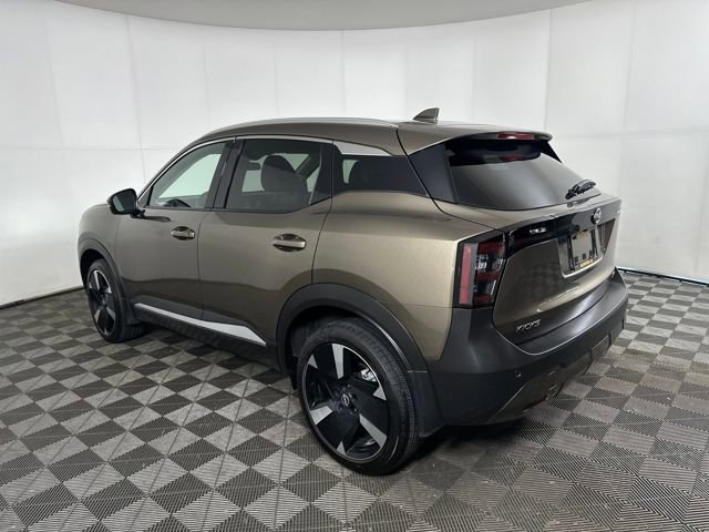 Certified 2025 Nissan Kicks SR image 5