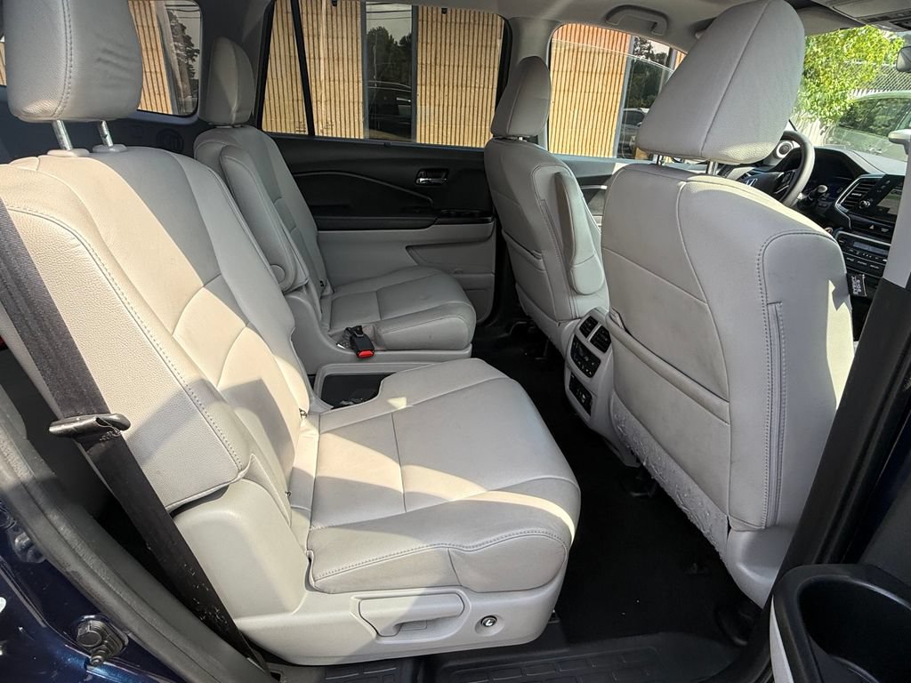 Used 2022 Honda Pilot Touring image 25