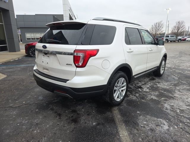 Used 2019 Ford Explorer XLT w/ Equipment Group 202A image 5