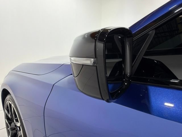 Used 2025 BMW M240i xDrive Coupe w/ Premium Package AWD/4WD image 9