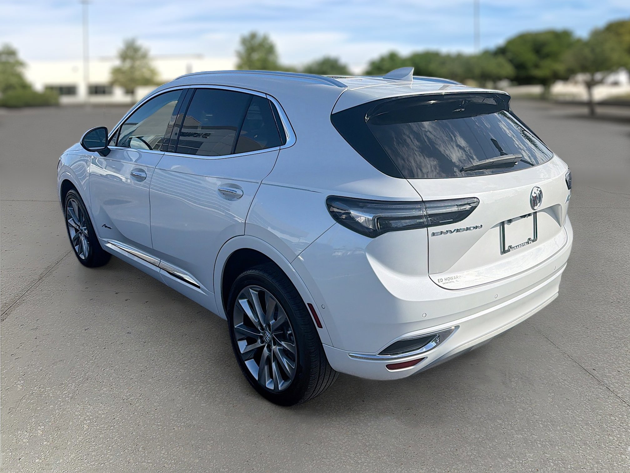 Used 2023 Buick Envision Avenir FWD image 5
