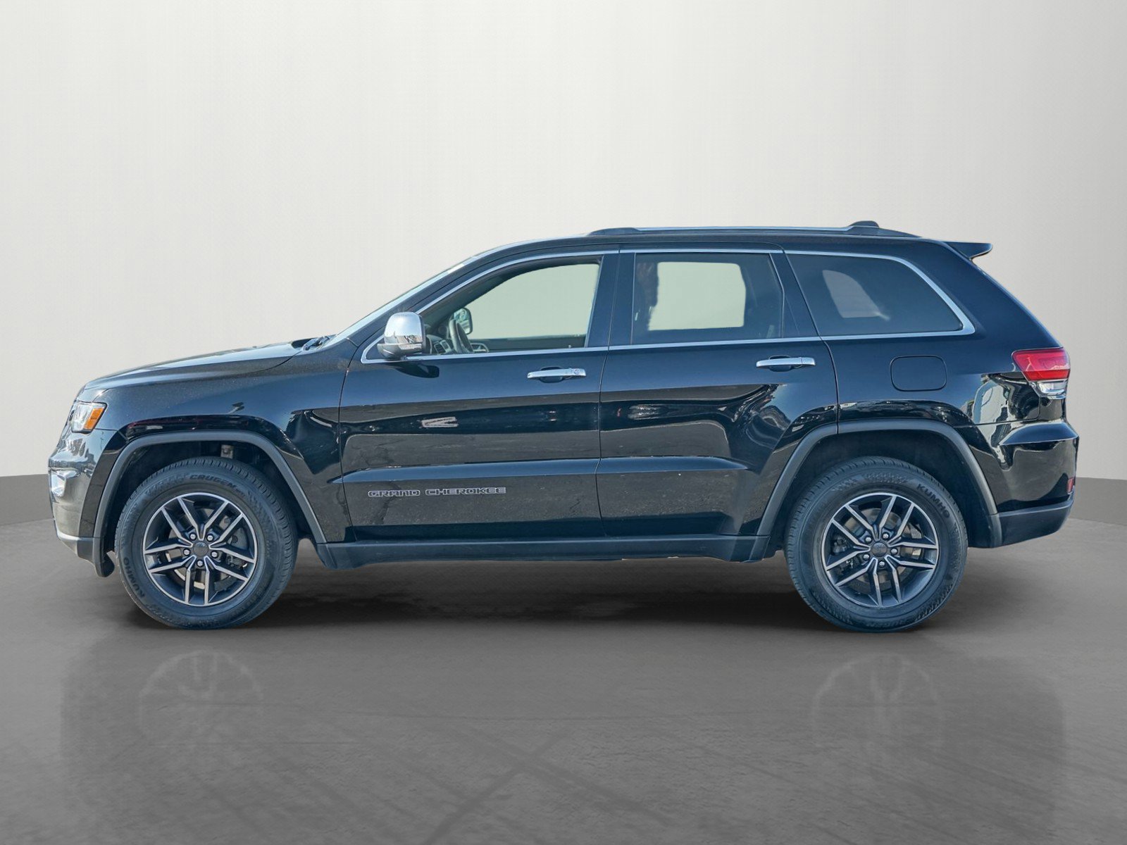 Used 2019 Jeep Grand Cherokee Limited image 4