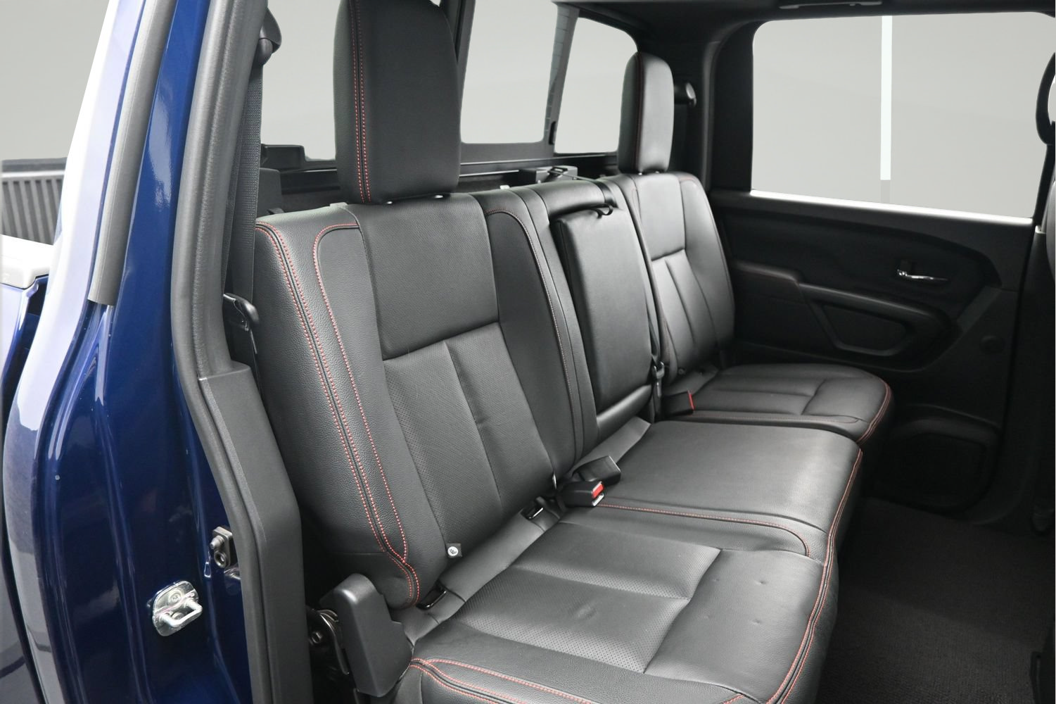 Certified 2023 Nissan Titan PRO-4X w/ Pro-4x Convenience Package AWD/4WD image 13