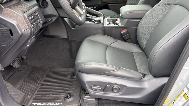 New 2025 Toyota Tacoma Limited image 28