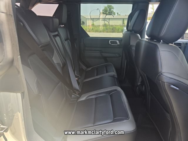 New 2026 Ford Bronco Outer Banks w/ Sasquatch Package AWD/4WD image 13