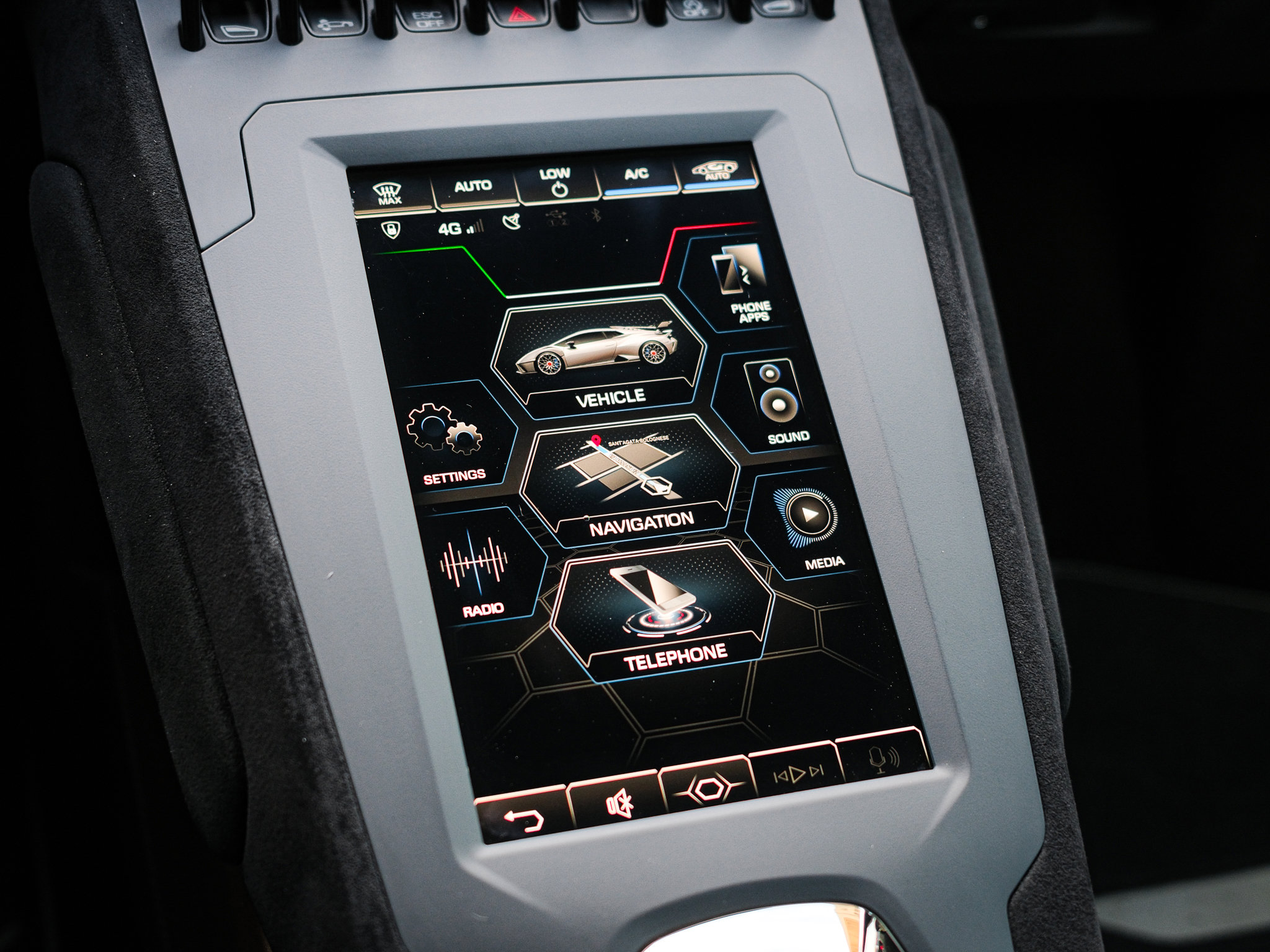 Used 2022 Lamborghini Huracan STO image 31