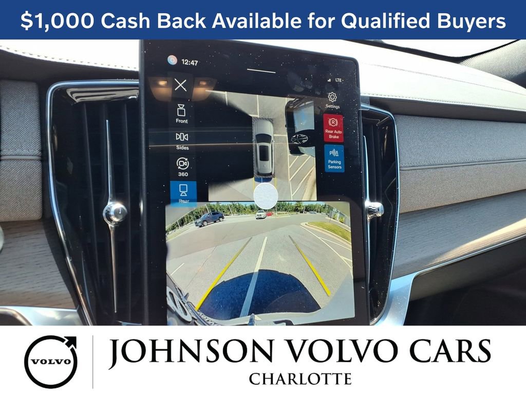 New 2026 Volvo XC90 T8 Plus w/ Protection Package Premier AWD/4WD image 14