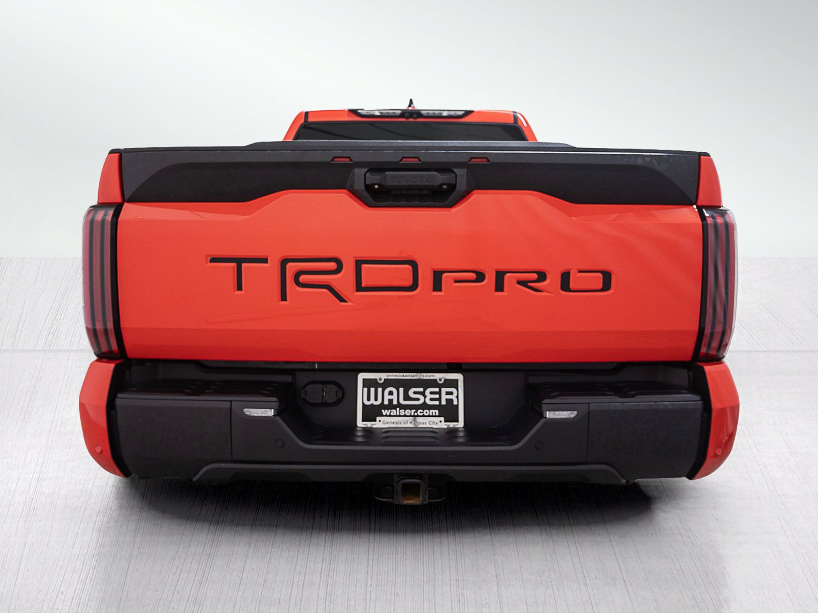Used 2022 Toyota Tundra TRD Pro AWD/4WD image 4